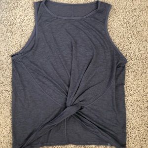 Lululemon crop tank size 8